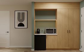 Sun & Ski Inn And Suites